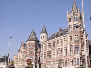budova_benelux