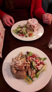 Jacket Potatoes s coleslavem